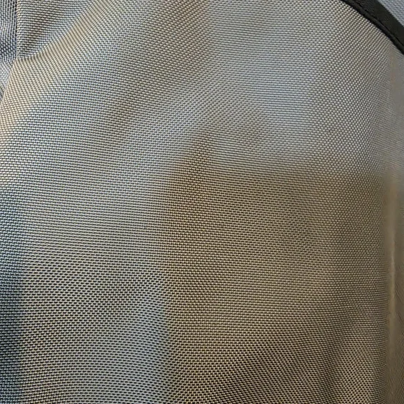 Tom Bihn Medium Cafe Bag - Picture 7 of 8